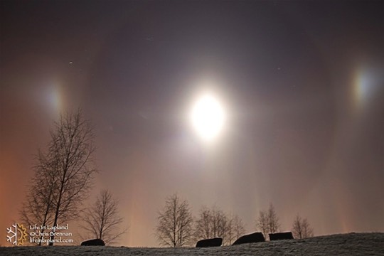 Moon dogs in Lapland / Copyright www.lifeinlapland.com